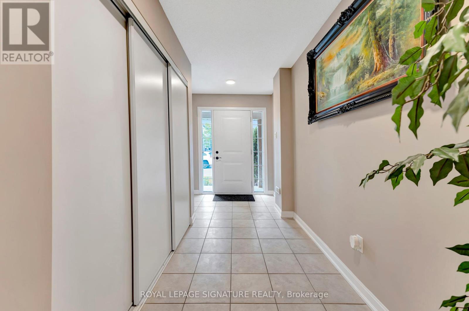 134 - 165 Hampshire Way, Milton, Ontario  L9T 8M7 - Photo 4 - W12184839