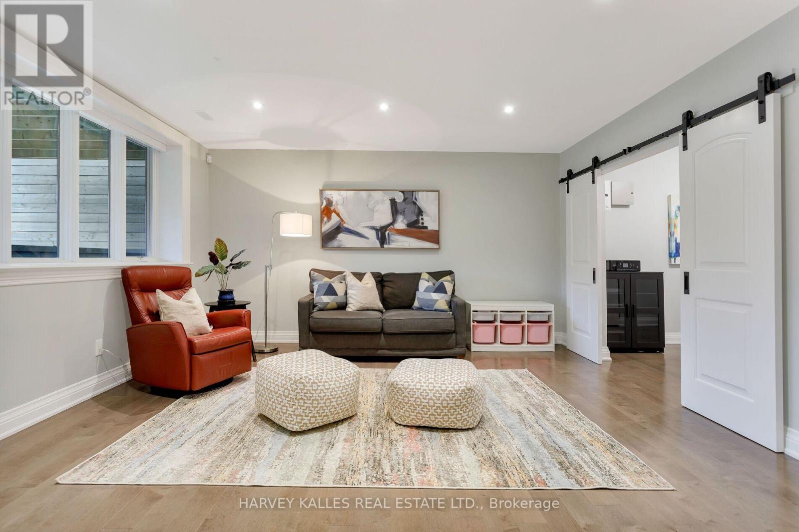 4673 Dundas Street W, Toronto, Ontario  M9A 1A4 - Photo 41 - W12184849
