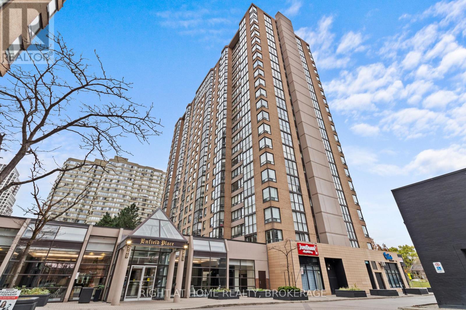 2004 - 285 Enfield Place, Mississauga, Ontario  L5B 3Y6 - Photo 1 - W12184857