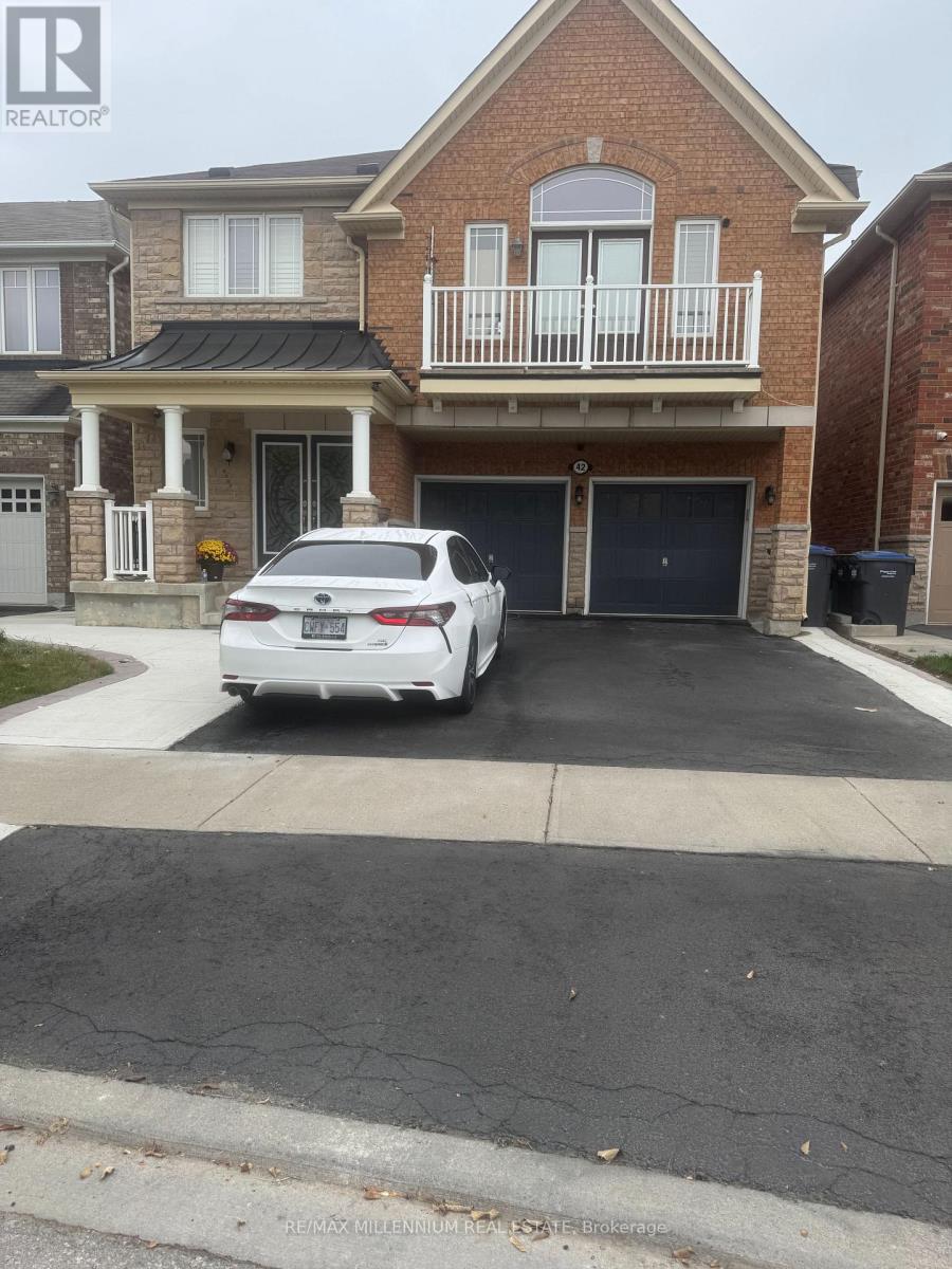 42 SEASCAPE CRESCENT, Brampton, Ontario