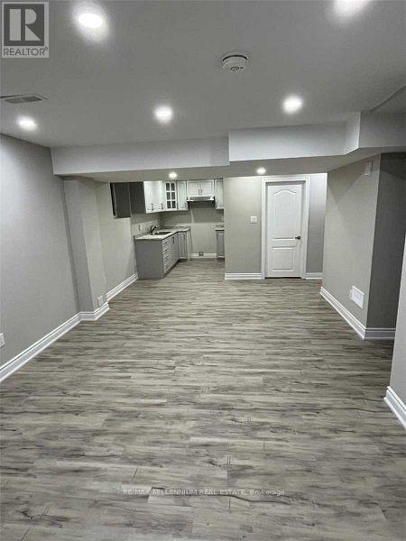 42 Seascape Crescent, Brampton, Ontario  L6P 3C5 - Photo 3 - W12184904