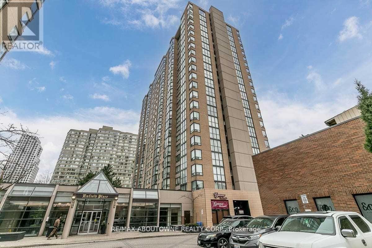 1801 - 285 Enfield Place, Mississauga, Ontario  L5B 3Y6 - Photo 2 - W12184932
