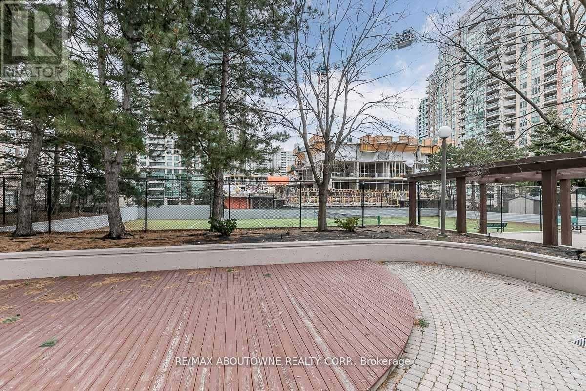 1801 - 285 Enfield Place, Mississauga, Ontario  L5B 3Y6 - Photo 40 - W12184932