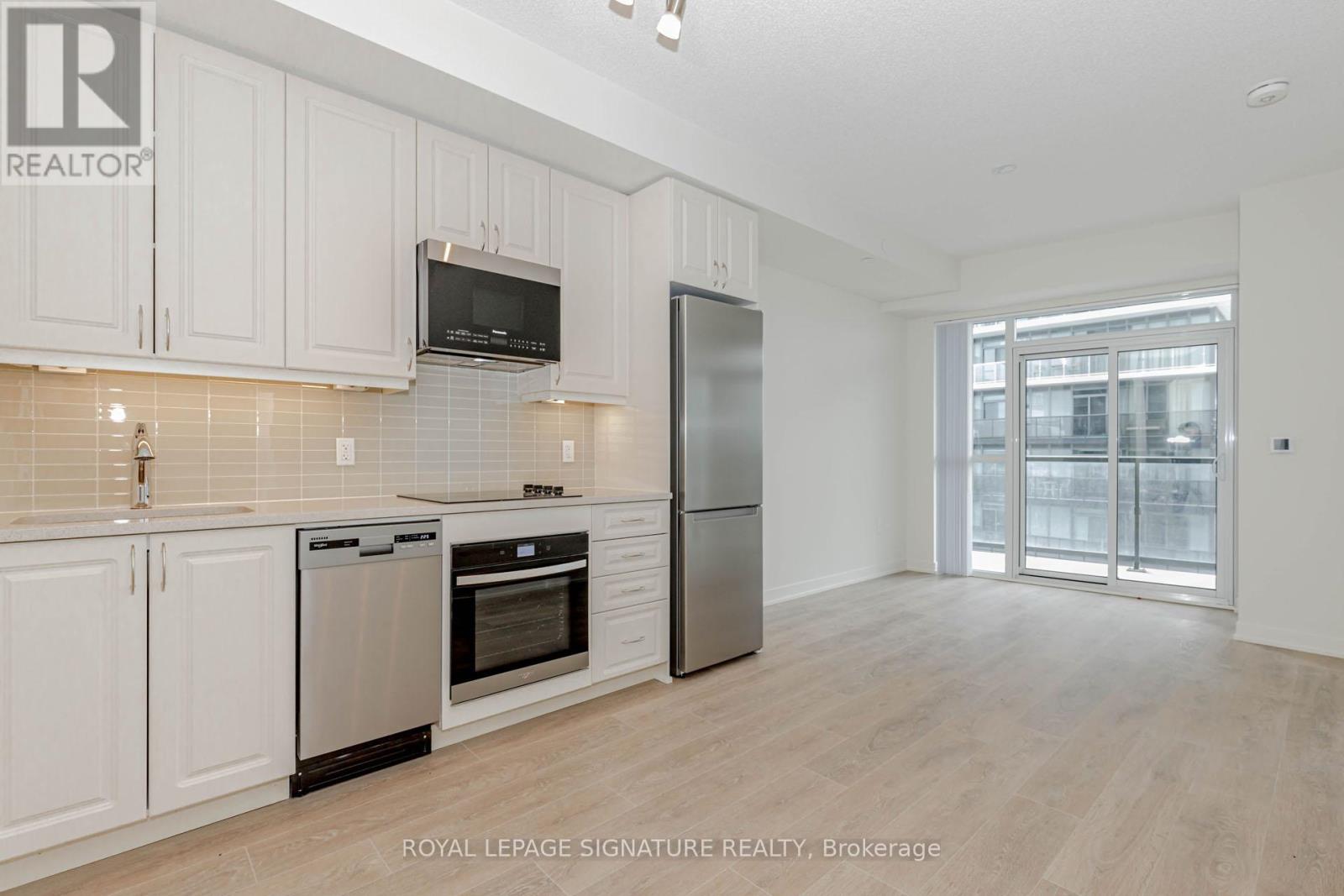 3807 - 38 Annie Craig Drive, Toronto, Ontario  M8V 0A8 - Photo 4 - W12184940