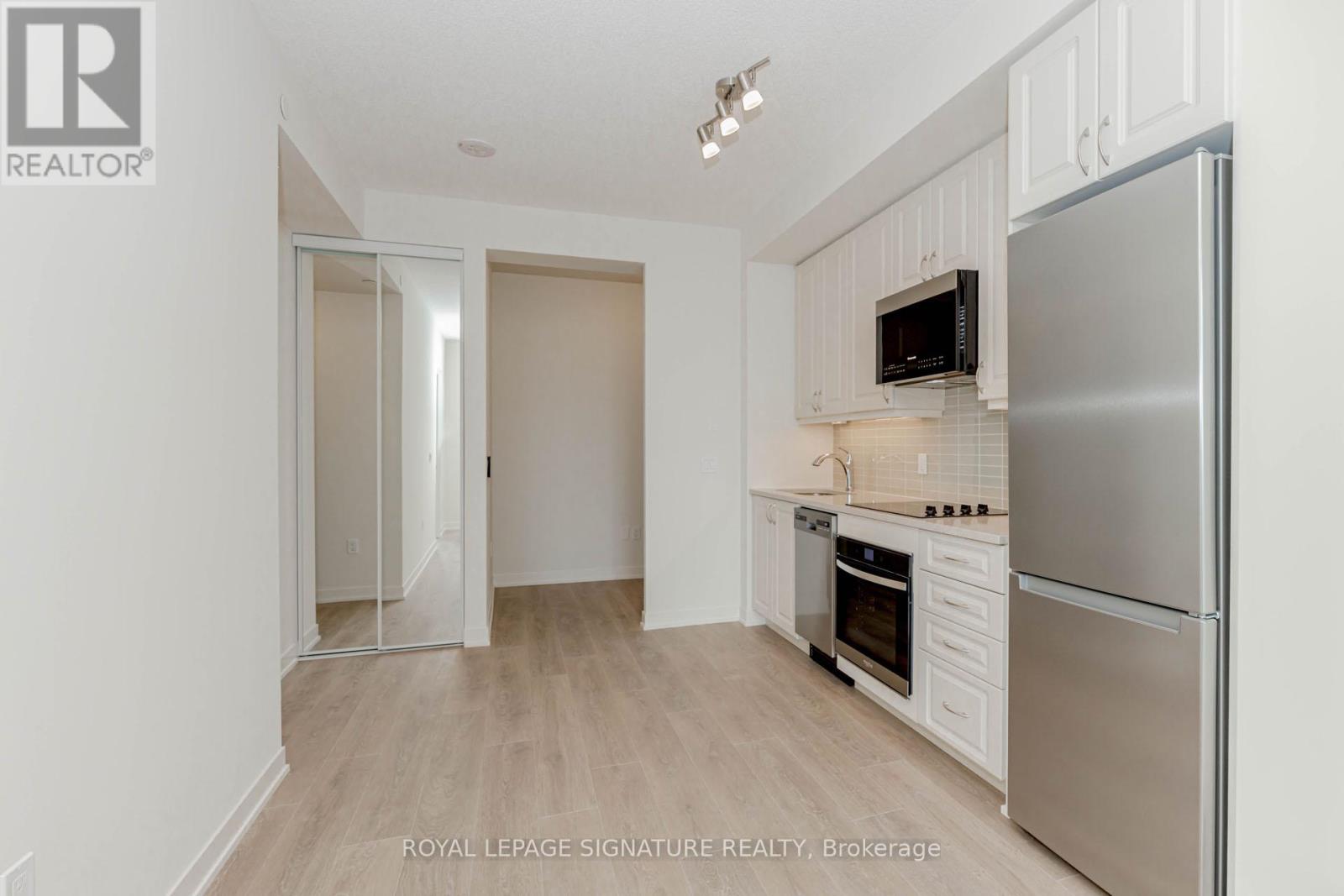 3807 - 38 Annie Craig Drive, Toronto, Ontario  M8V 0A8 - Photo 5 - W12184940