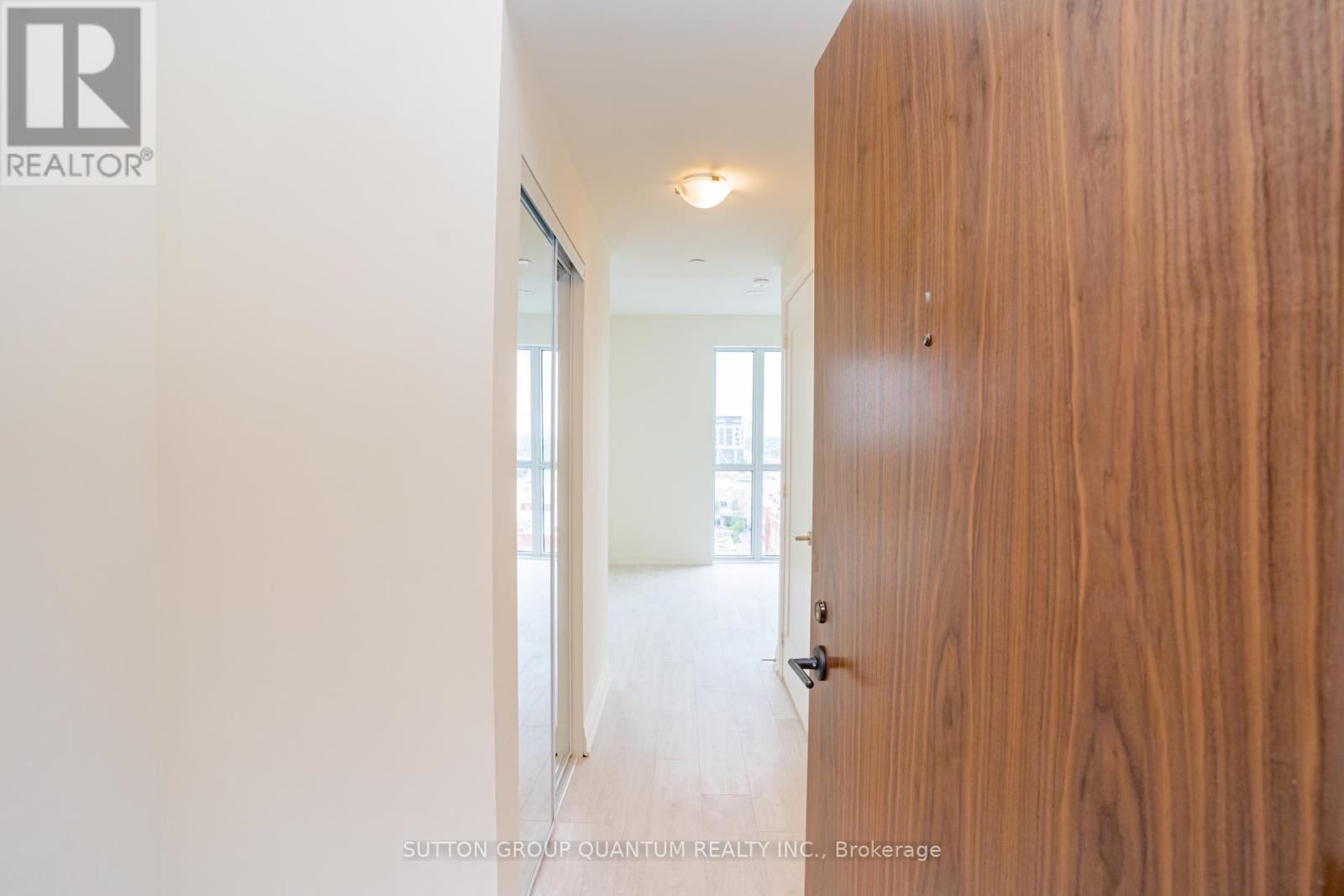 714 - 509 Dundas Street W, Oakville, Ontario  L6M 4M2 - Photo 4 - W12184960