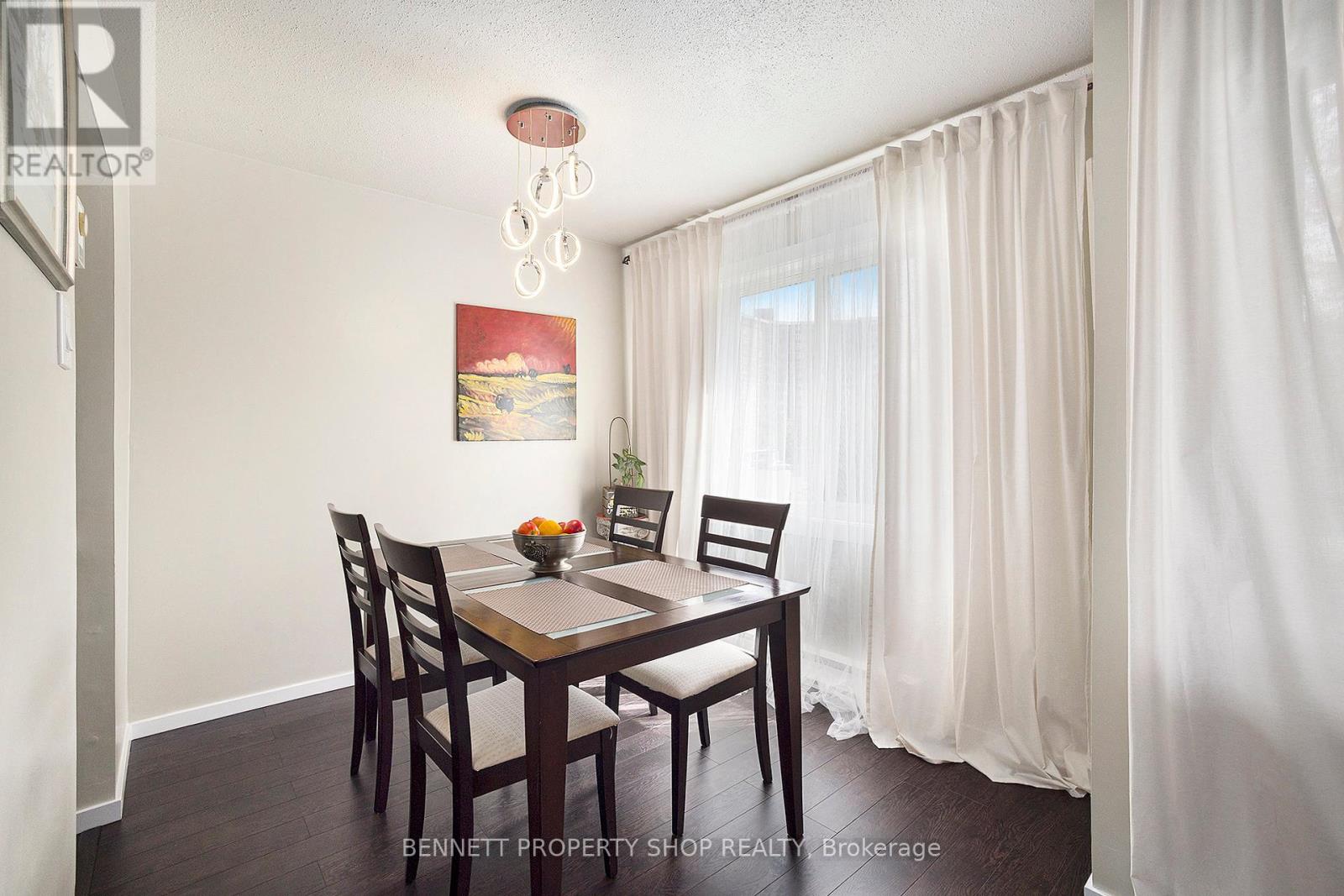 206 - 2041 Arrowsmith Drive, Ottawa, Ontario  K1J 7V7 - Photo 10 - X12160095