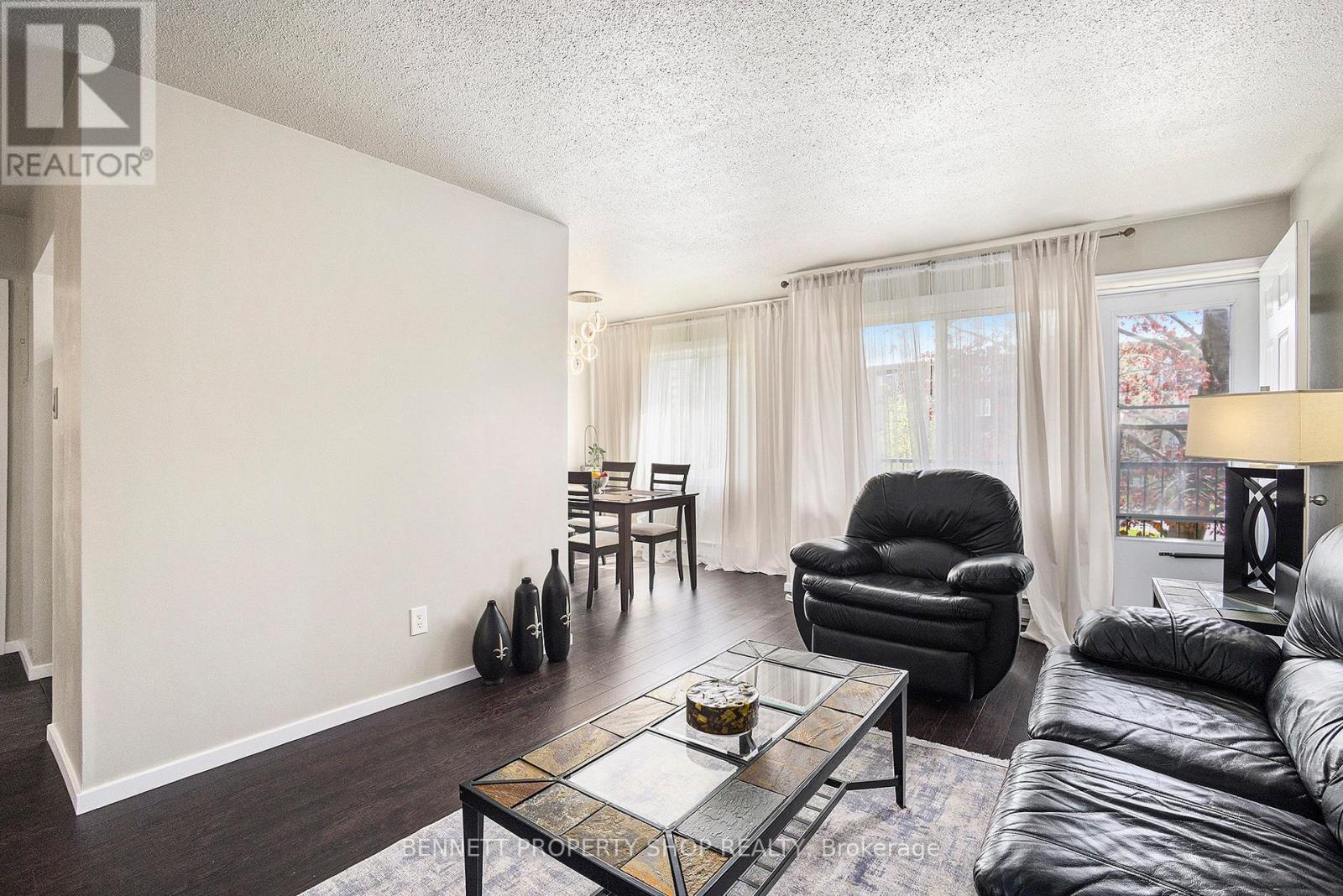 206 - 2041 Arrowsmith Drive, Ottawa, Ontario  K1J 7V7 - Photo 9 - X12160095