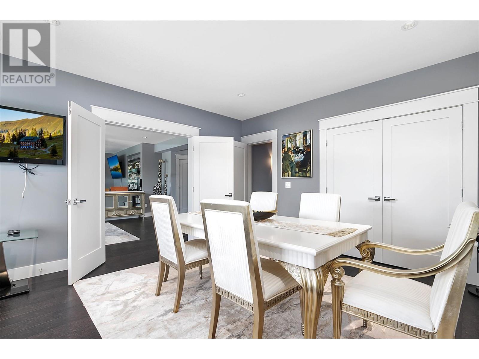 Property at 440 Audubon Court image 3