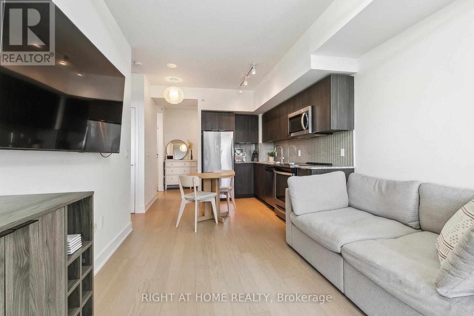2206 - 20 Shore Breeze Drive, Toronto, Ontario  M8V 0C7 - Photo 12 - W12184429