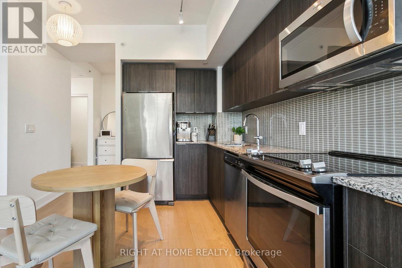 2206 - 20 Shore Breeze Drive, Toronto, Ontario  M8V 0C7 - Photo 18 - W12184429