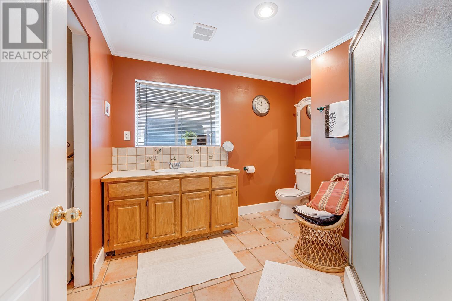 215 3rd Avenue, New Westminster, British Columbia  V3L 1L9 - Photo 20 - R3009183