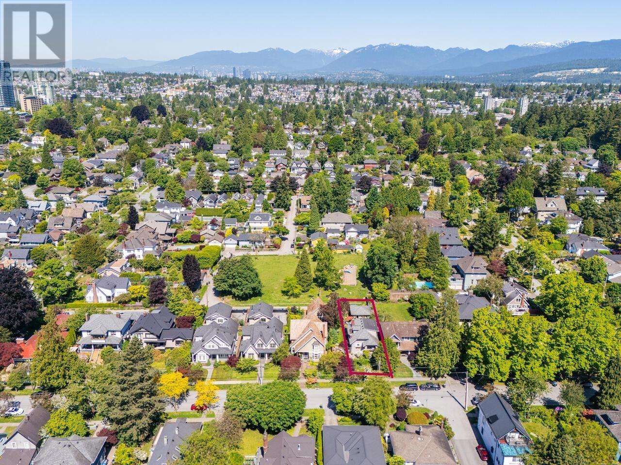 215 3rd Avenue, New Westminster, British Columbia  V3L 1L9 - Photo 39 - R3009183
