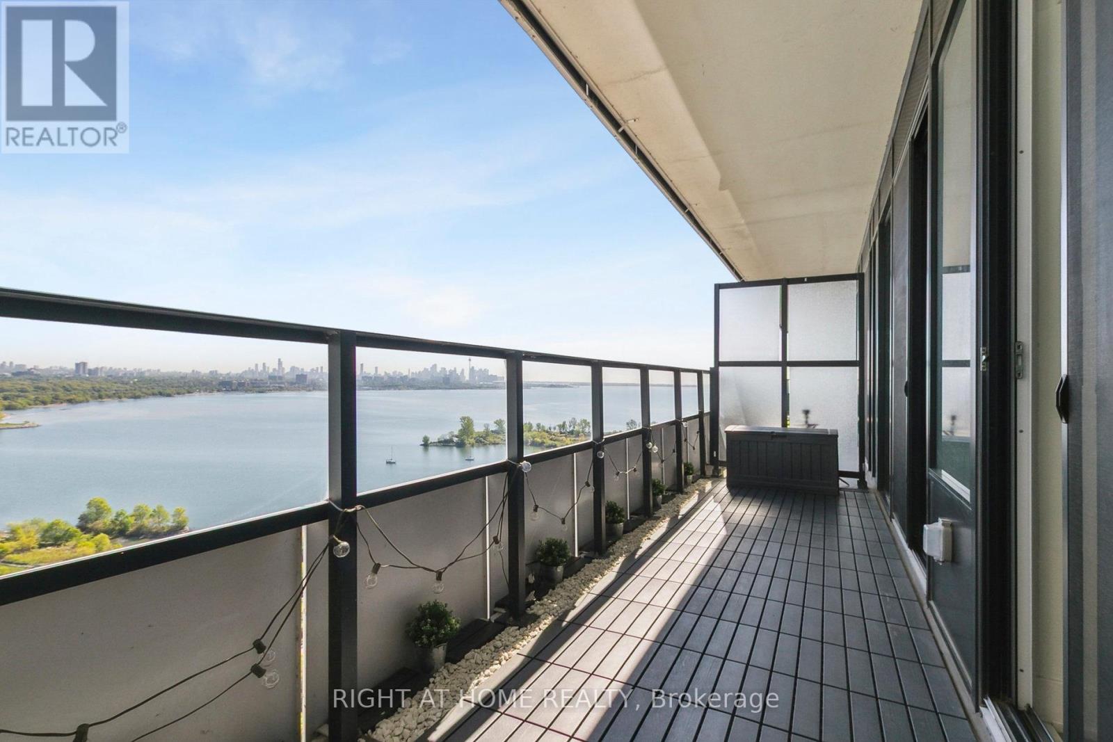 2206 - 20 Shore Breeze Drive, Toronto, Ontario  M8V 0C7 - Photo 24 - W12184429