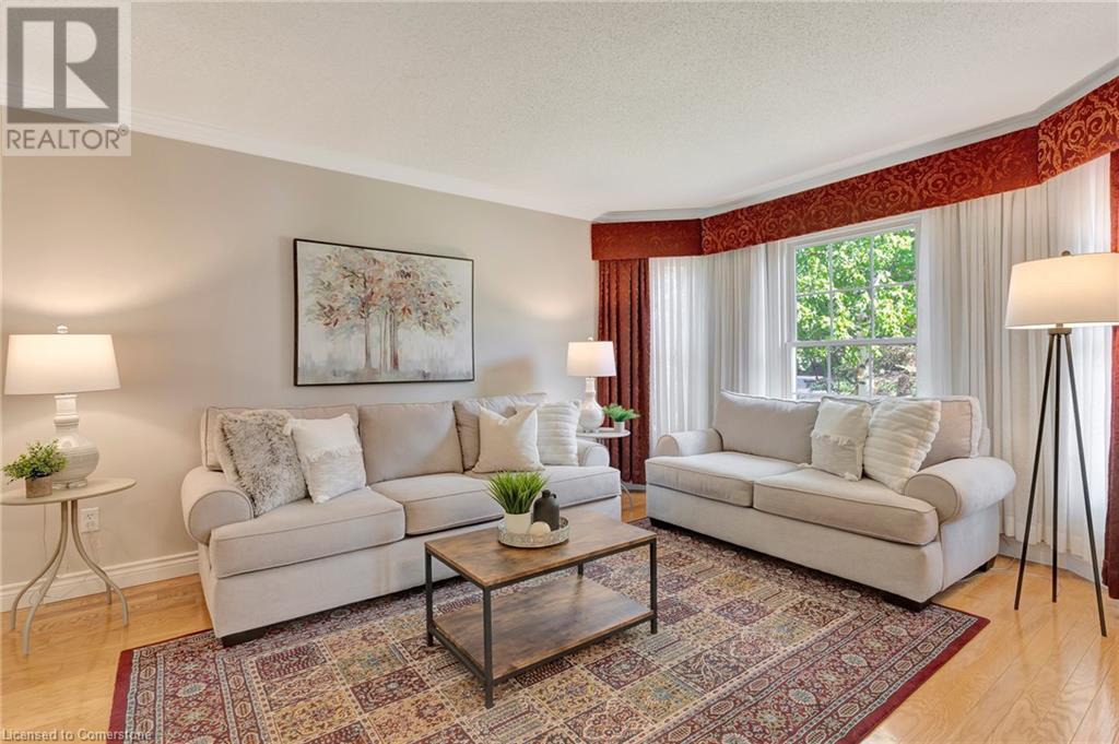 Property at 10 HUNTINGWOOD Court image 4