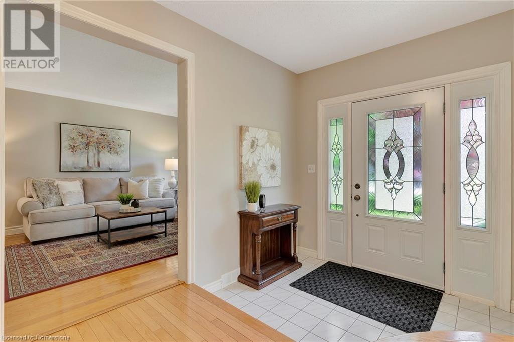 Property at 10 HUNTINGWOOD Court image 3