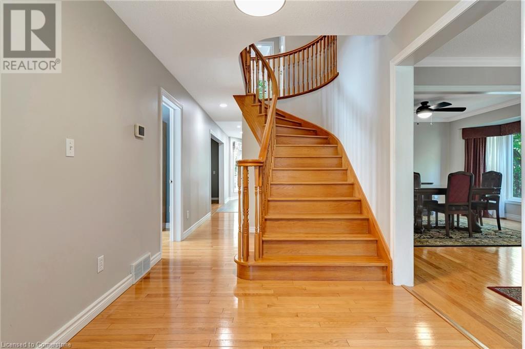 10 Huntingwood Court, Kitchener, Ontario  N2P 2A7 - Photo 17 - 40728930
