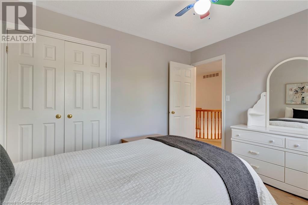 10 Huntingwood Court, Kitchener, Ontario  N2P 2A7 - Photo 24 - 40728930