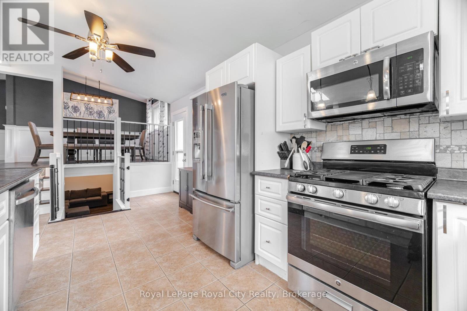 61 Lawfield Drive, Hamilton, Ontario  L8V 4C6 - Photo 13 - X12185011