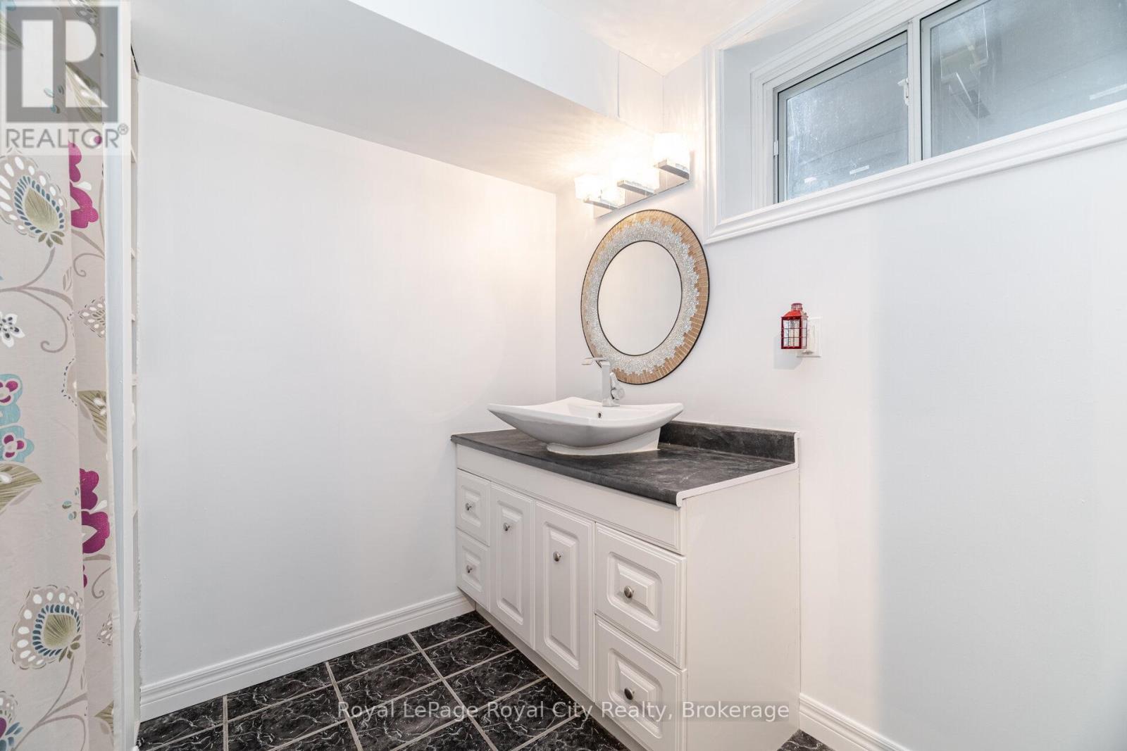 61 Lawfield Drive, Hamilton, Ontario  L8V 4C6 - Photo 36 - X12185011