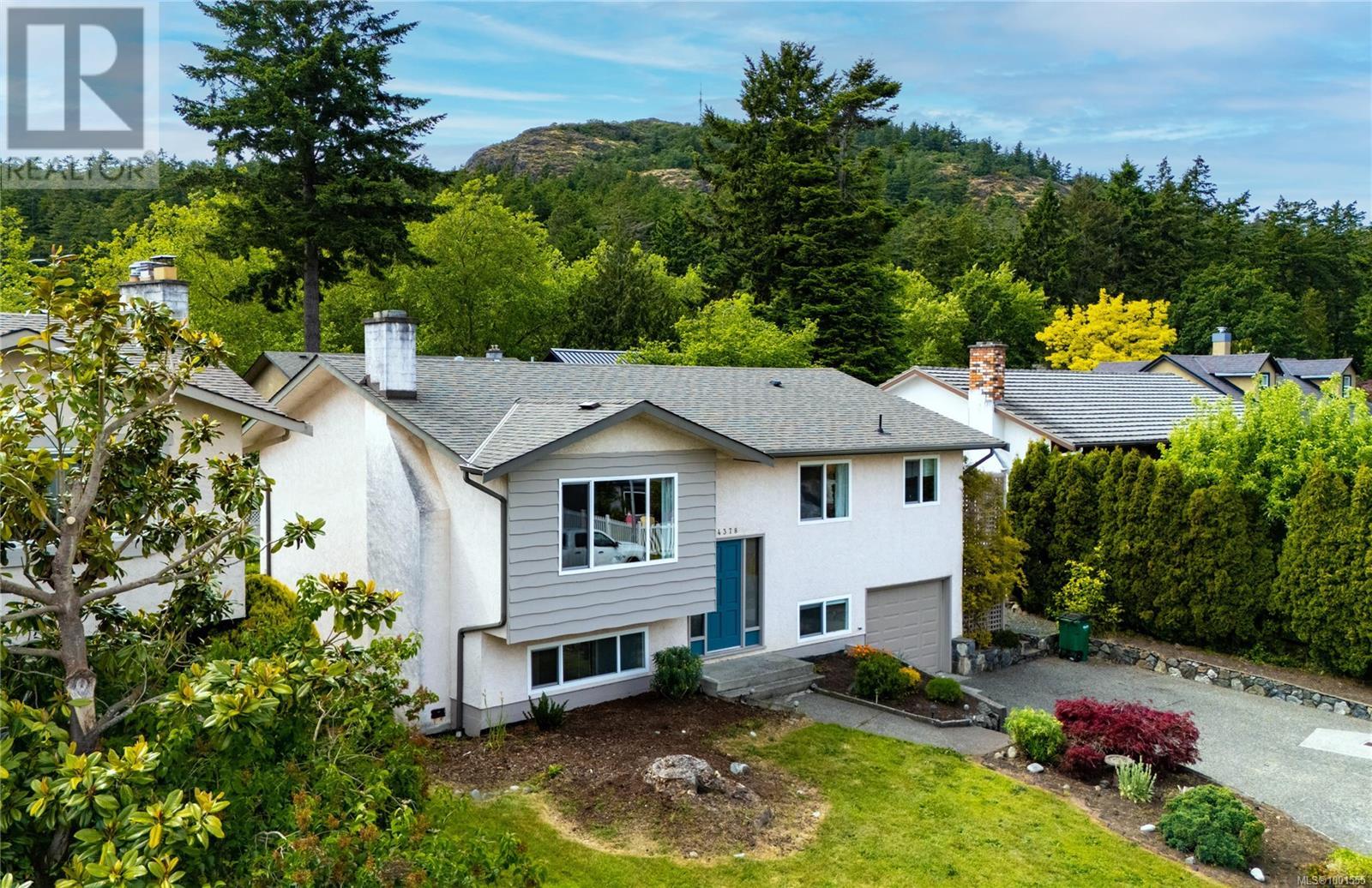 4378 Fieldmont Pl, Saanich, British Columbia