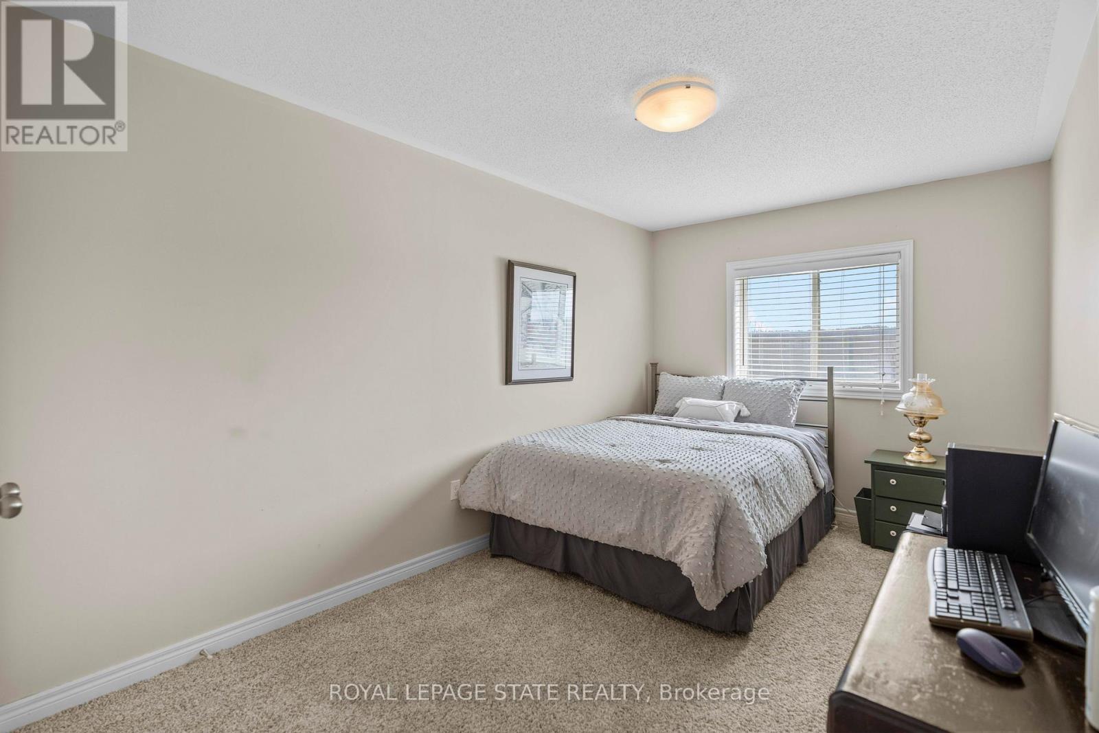 27 Marina Point Crescent, Hamilton, Ontario  L8E 0E4 - Photo 20 - X12184814