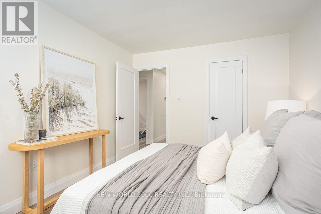 323 Brunswick Street, Hamilton, Ontario  L8H 6R8 - Photo 10 - X12184843