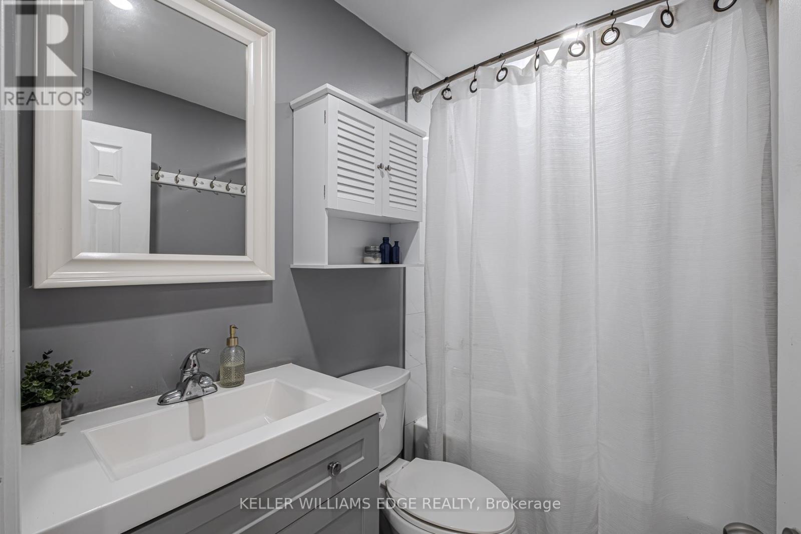 156 Brock Street, Brantford, Ontario  N3S 5W1 - Photo 12 - X12184954