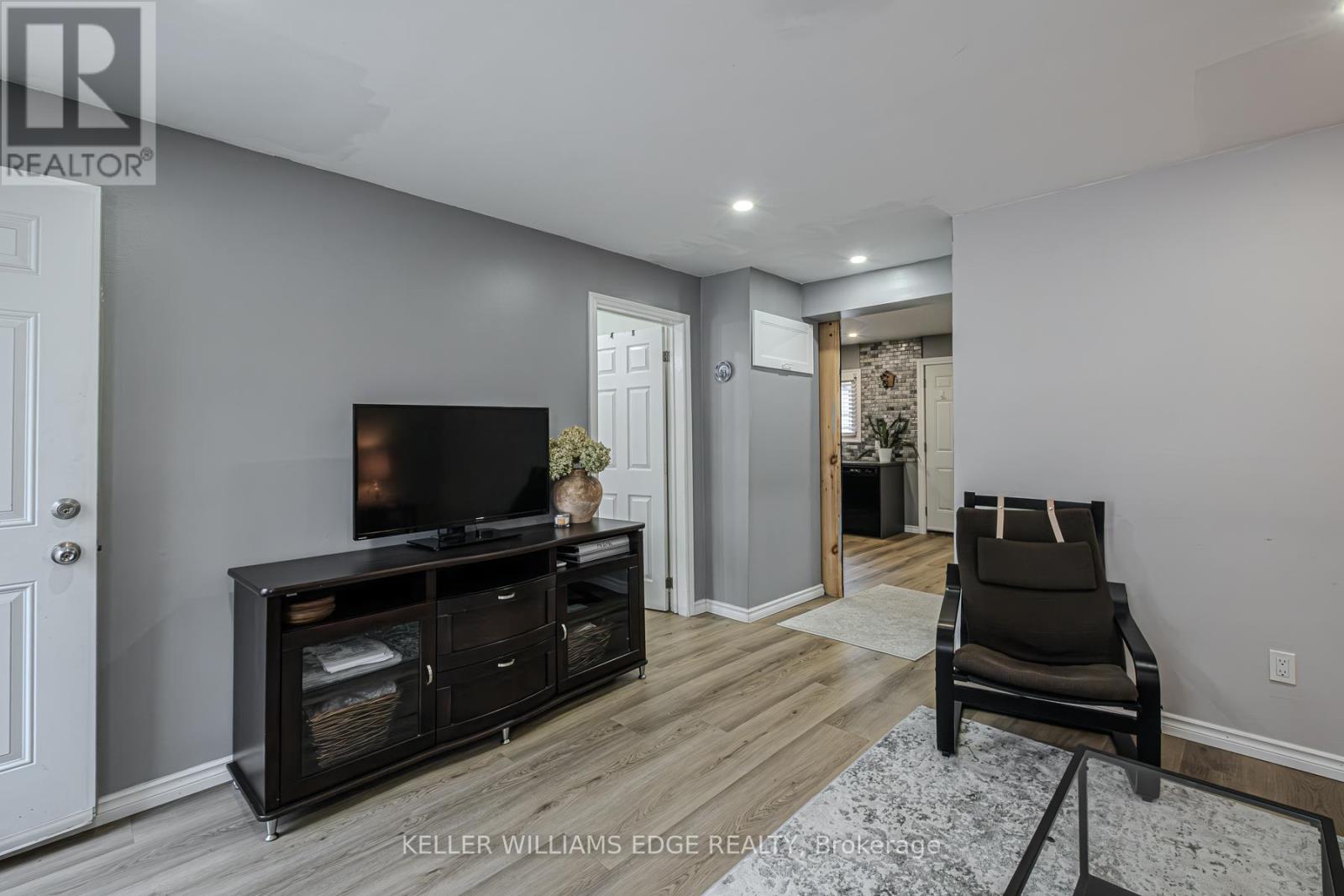 156 Brock Street, Brantford, Ontario  N3S 5W1 - Photo 18 - X12184954