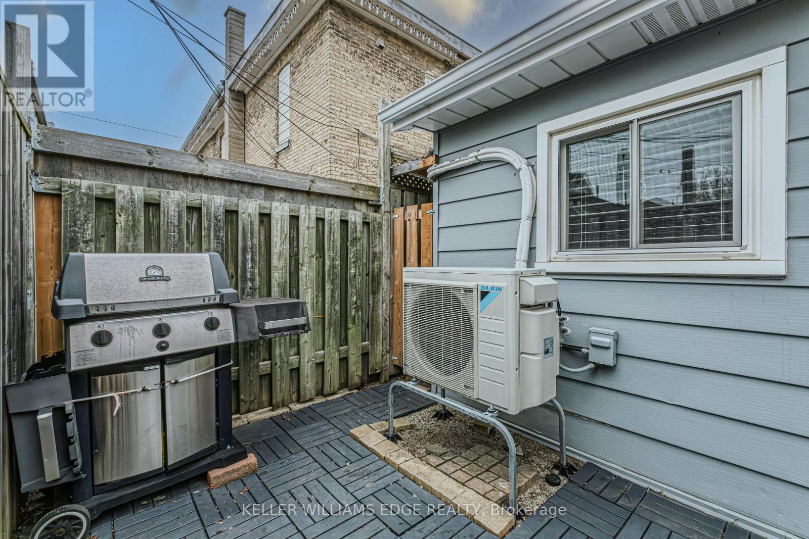 156 Brock Street, Brantford, Ontario  N3S 5W1 - Photo 20 - X12184954