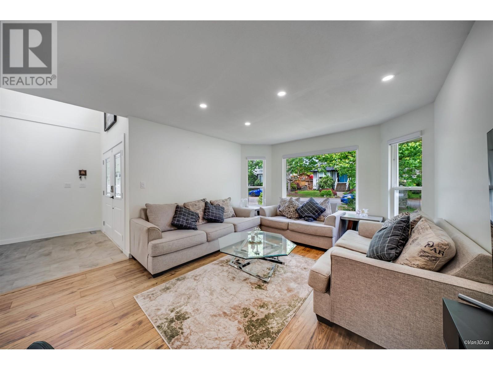 23796 110b Avenue, Maple Ridge, British Columbia  V2W 1E6 - Photo 4 - R3007575