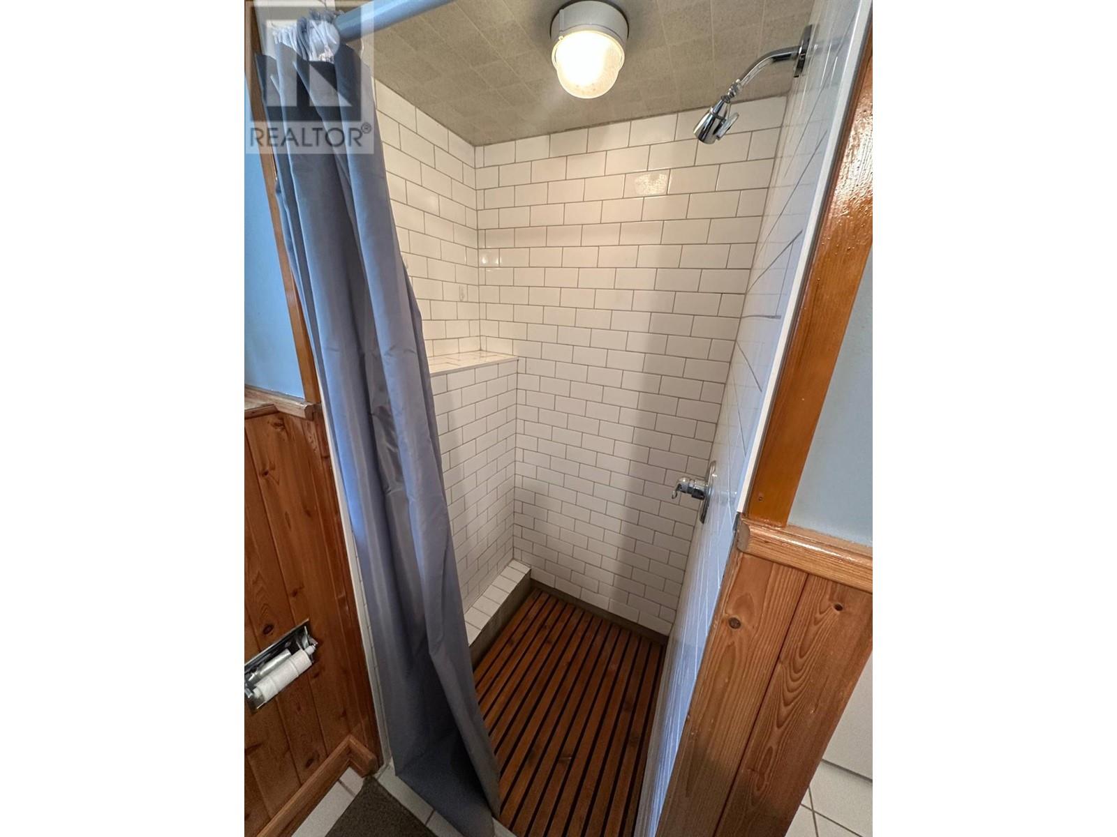 7047 Harrop-Procter Road, Harrop, British Columbia  V1L 6R3 - Photo 35 - 10346019