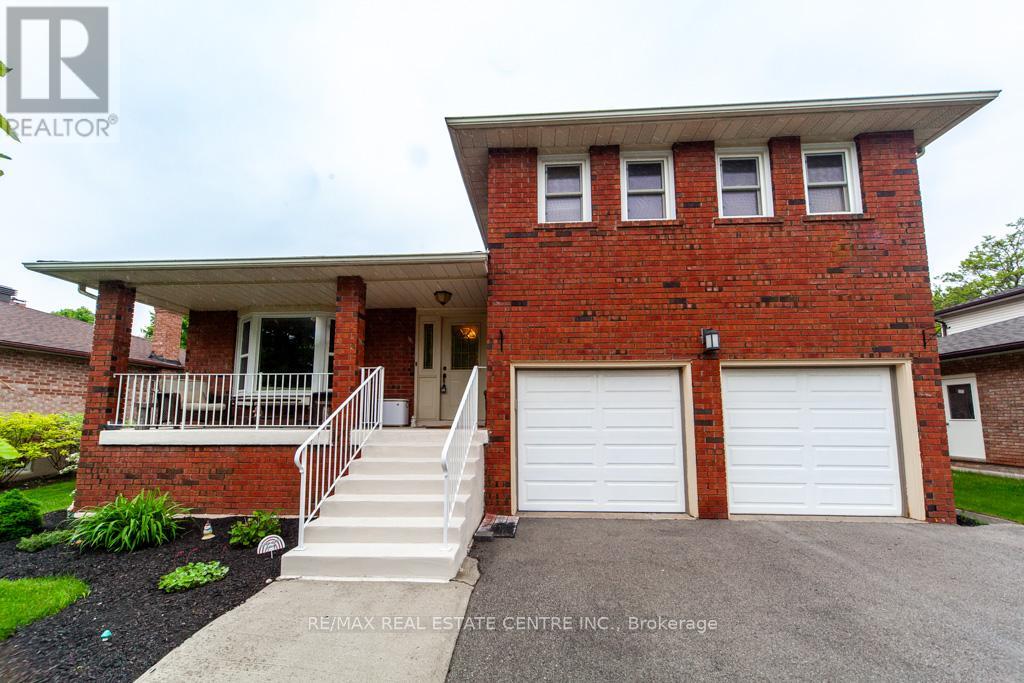 22 HILLSIDE DRIVE, Halton Hills, Ontario