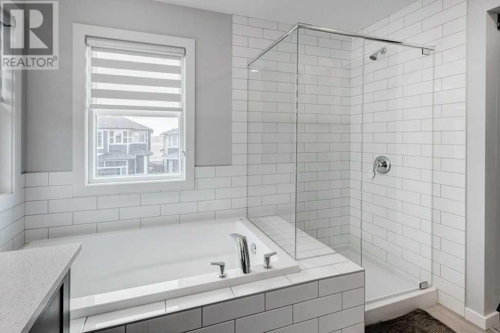 427 Lawthorn Way Se, Airdrie, Alberta  T4A 3M7 - Photo 20 - A2214632
