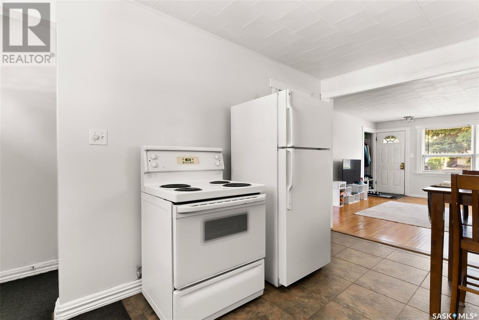 1230 Campbell Street, Regina, Saskatchewan  S4T 5P7 - Photo 9 - SK007688