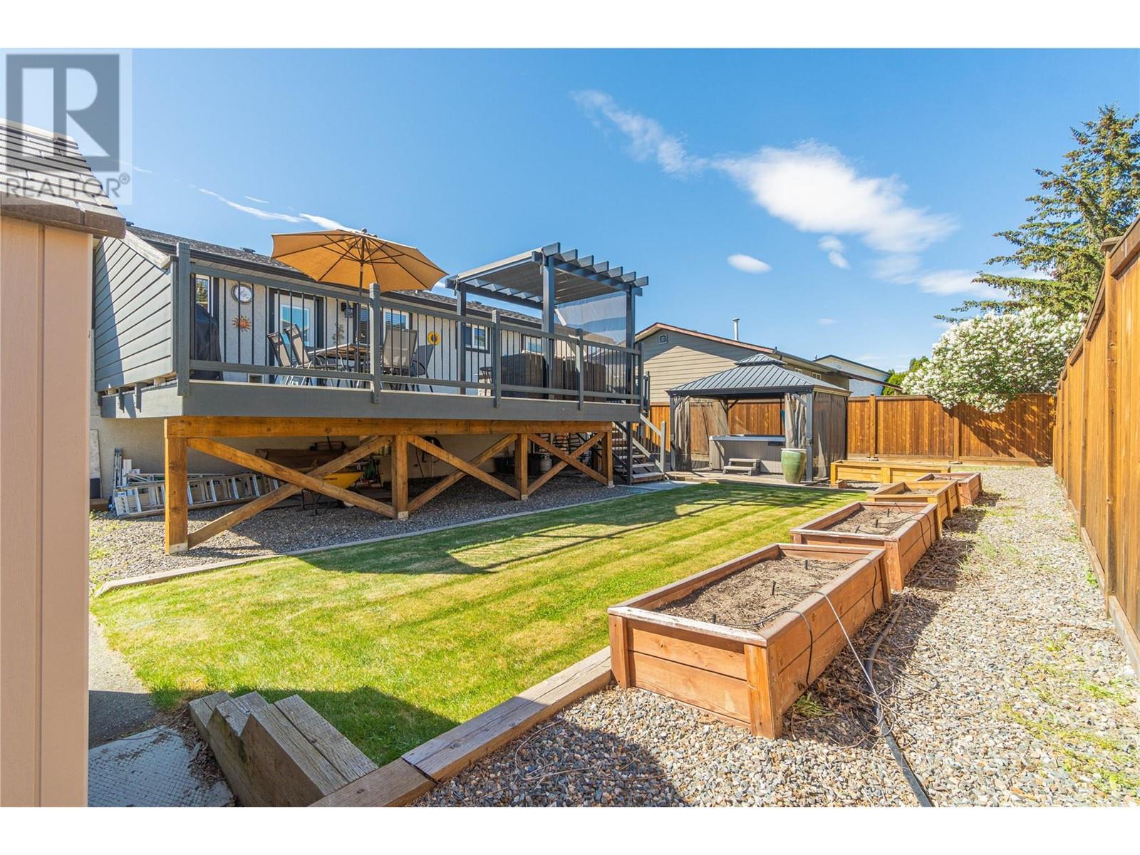 667 Cambridge Crescent, Kamloops, British Columbia