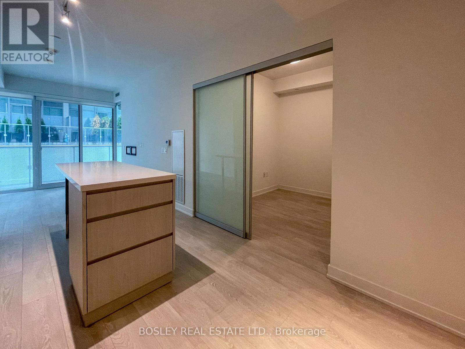 309 - 15 Queens Quay E, Toronto, Ontario  M5E 0C5 - Photo 4 - C12185025