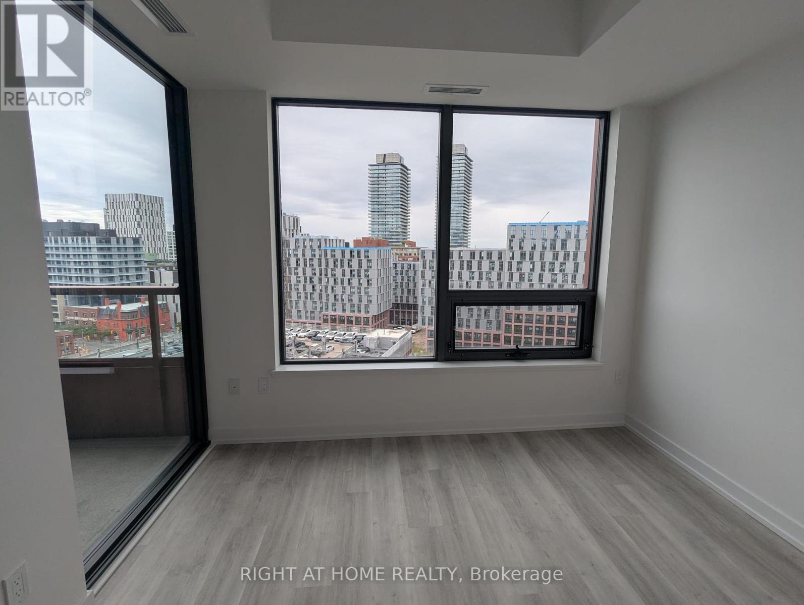 Ph 14 - 28 Eastern Avenue, Toronto, Ontario  M5A 0Y2 - Photo 12 - C12185041