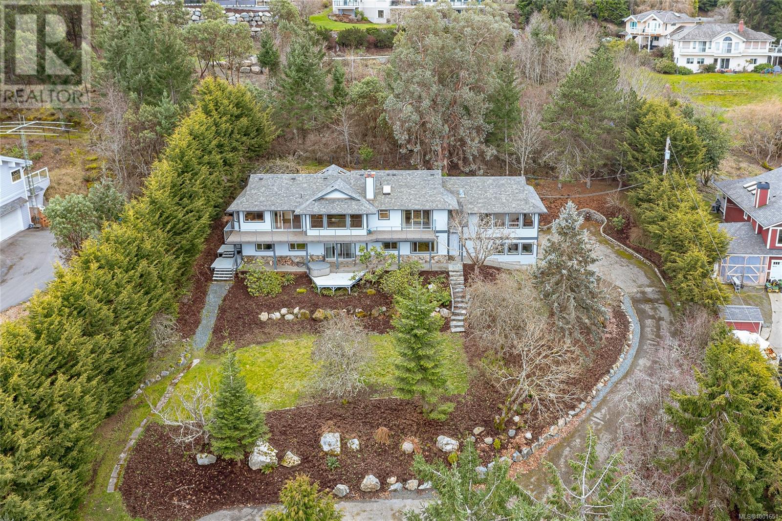 1319 Lands End Rd, North Saanich, British Columbia  V8L 5K1 - Photo 2 - 1001651