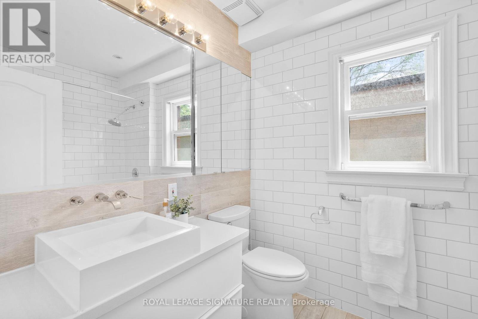 15 Boulton Avenue, Toronto, Ontario  M4M 2J4 - Photo 27 - E12184965