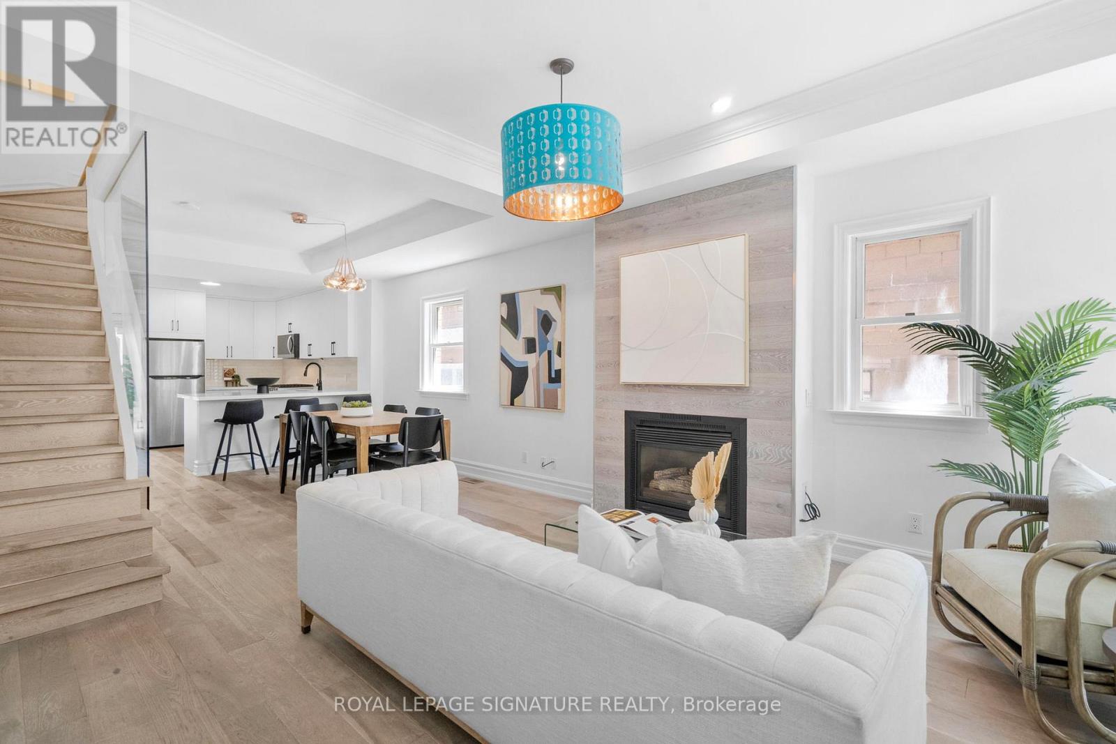 15 Boulton Avenue, Toronto, Ontario  M4M 2J4 - Photo 6 - E12184965
