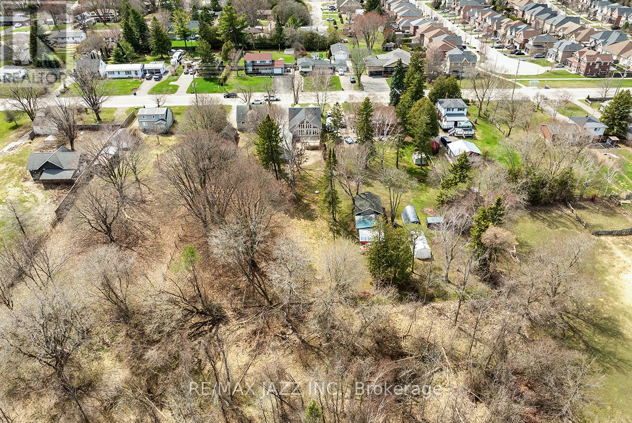 Property at 3151 COURTICE ROAD image 5