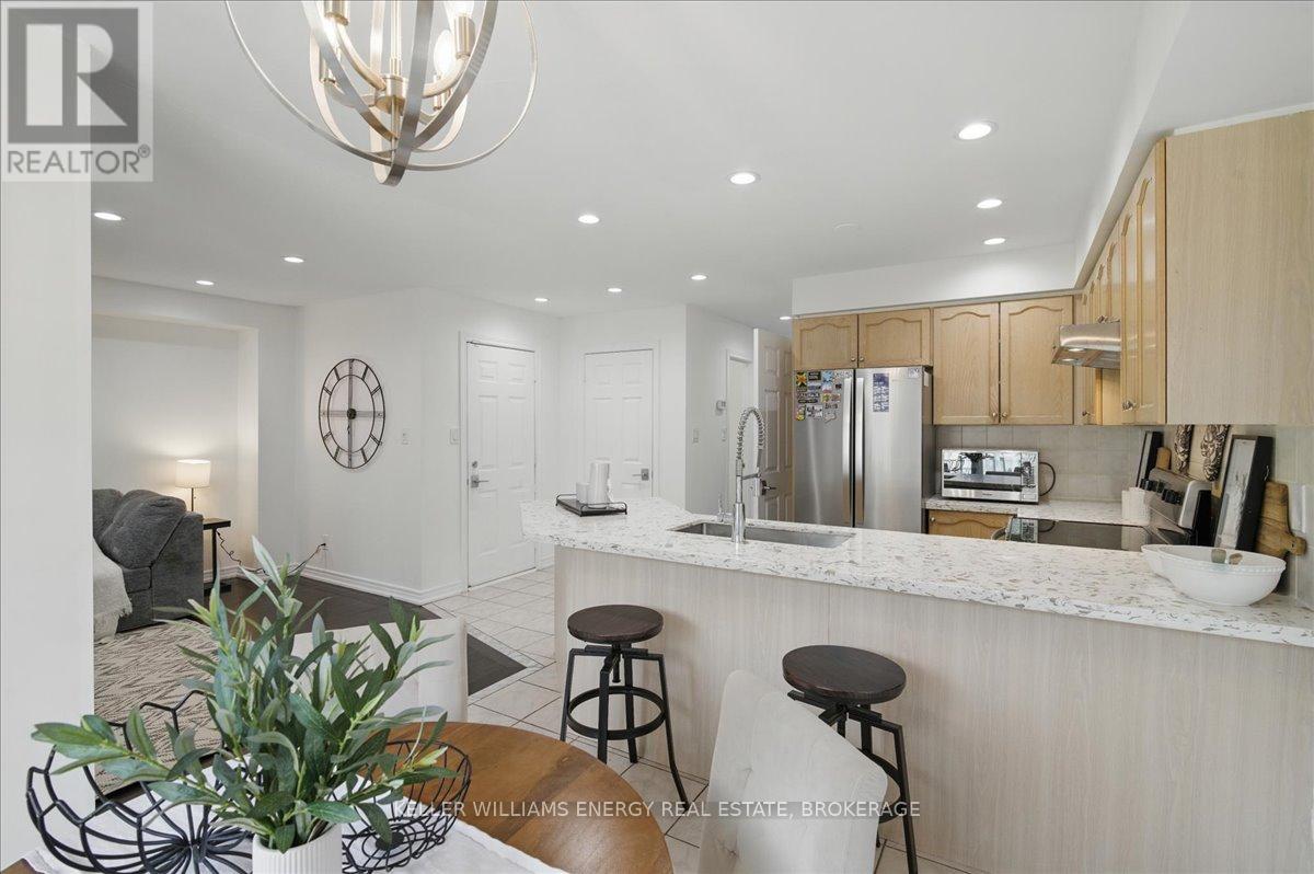 724 Craighurst Court E, Pickering, Ontario  L1X 2W9 - Photo 15 - E12185176