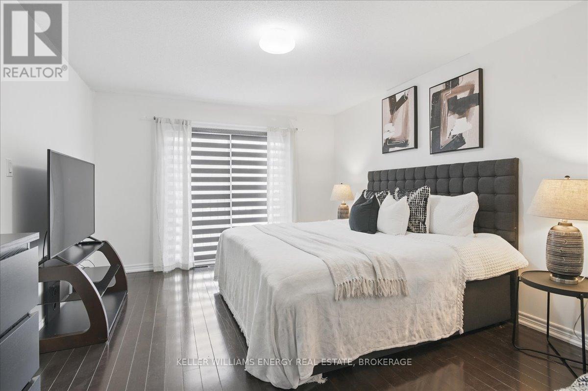 724 Craighurst Court E, Pickering, Ontario  L1X 2W9 - Photo 30 - E12185176