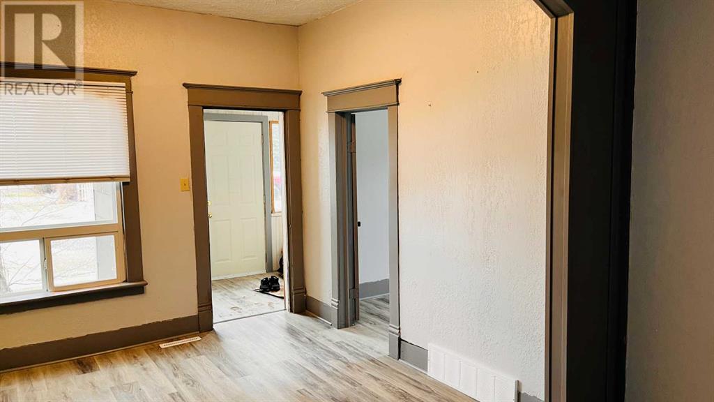 131 8 Avenue W, Bow Island, Alberta  T0K 0G0 - Photo 9 - A2206885