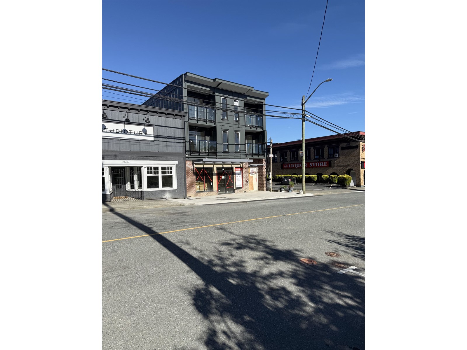 2549 Montvue Avenue, Abbotsford, British Columbia  V2S 3V2 - Photo 3 - C8069587