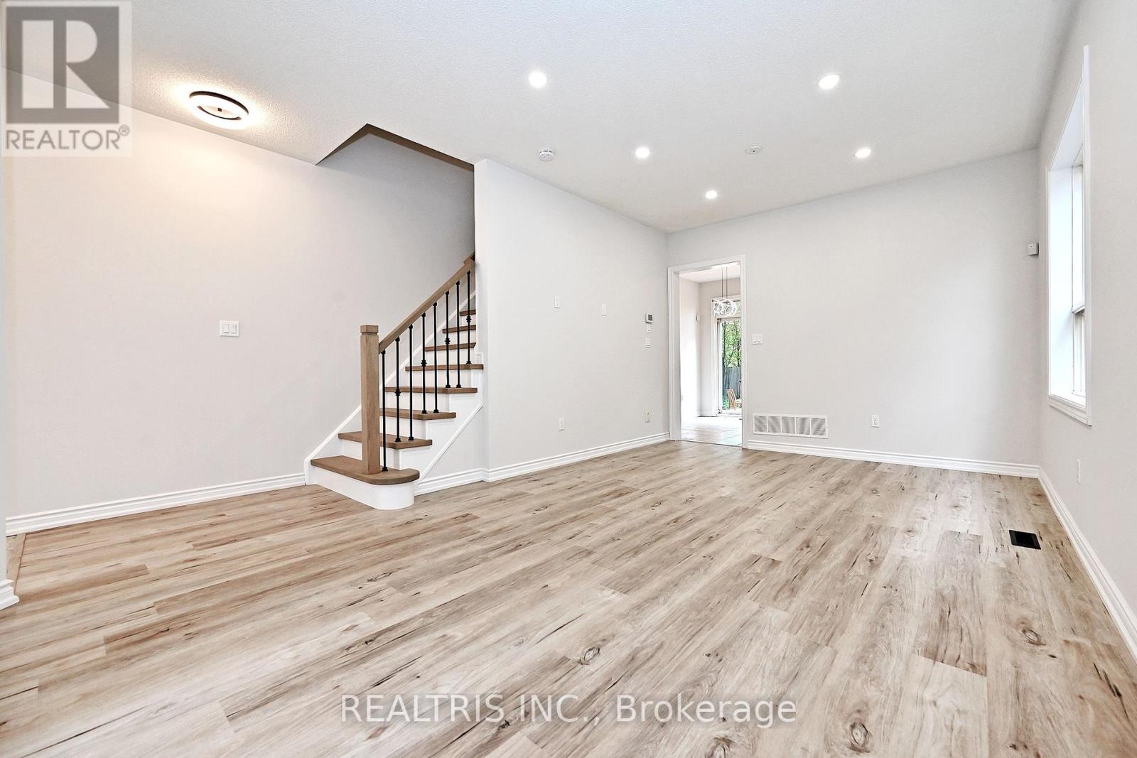 3 Hammersly Boulevard, Markham, Ontario  L6E 2A5 - Photo 7 - N12184971
