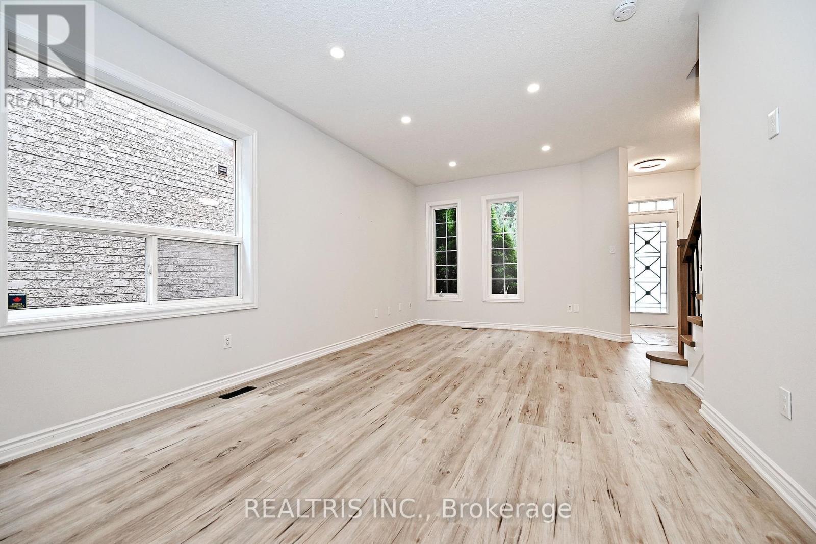 3 Hammersly Boulevard, Markham, Ontario  L6E 2A5 - Photo 9 - N12184971