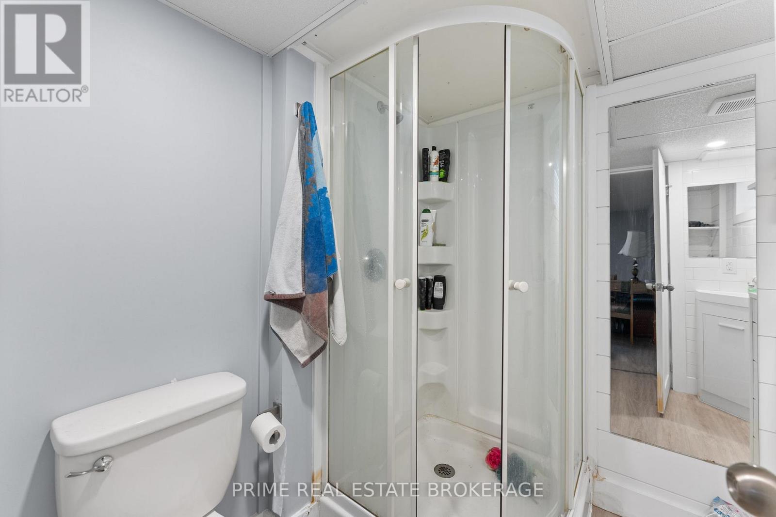34 Ontario Street S, Lambton Shores (Grand Bend), Ontario  N0M 1T0 - Photo 25 - X12185108