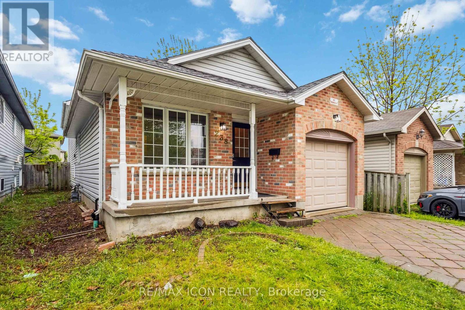 238 Fleming Drive, London East, Ontario  N5V 4Y9 - Photo 3 - X12185112